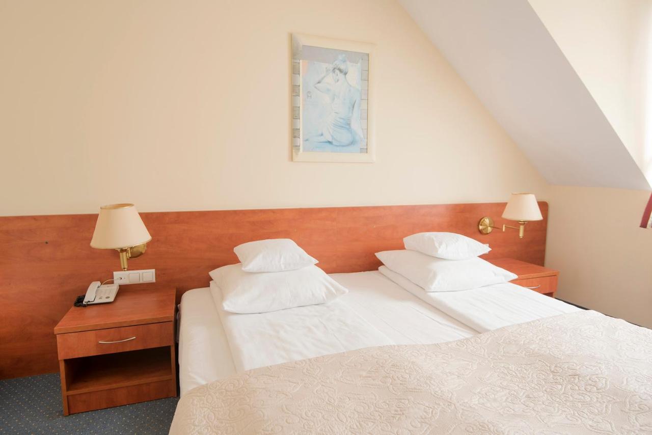 Hotel Daria Тихи Екстер'єр фото