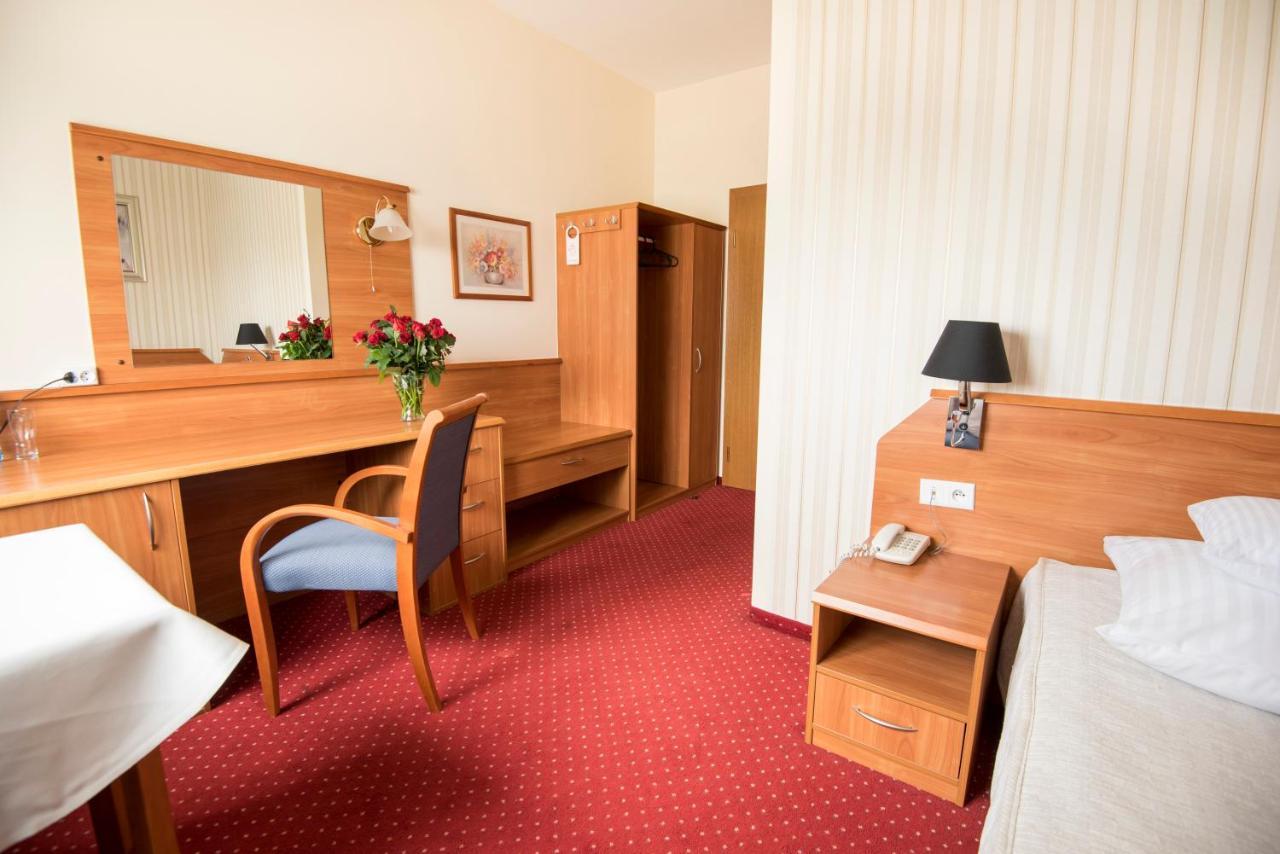Hotel Daria Тихи Екстер'єр фото