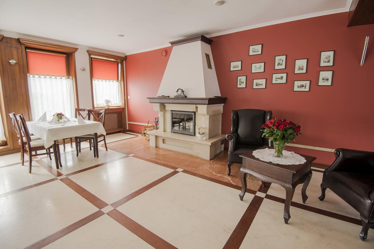 Hotel Daria Тихи Екстер'єр фото