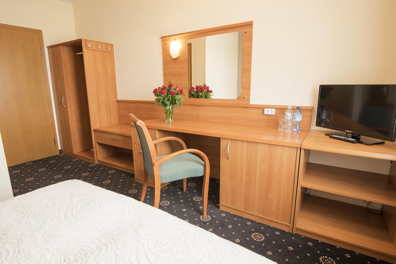 Hotel Daria Тихи Екстер'єр фото